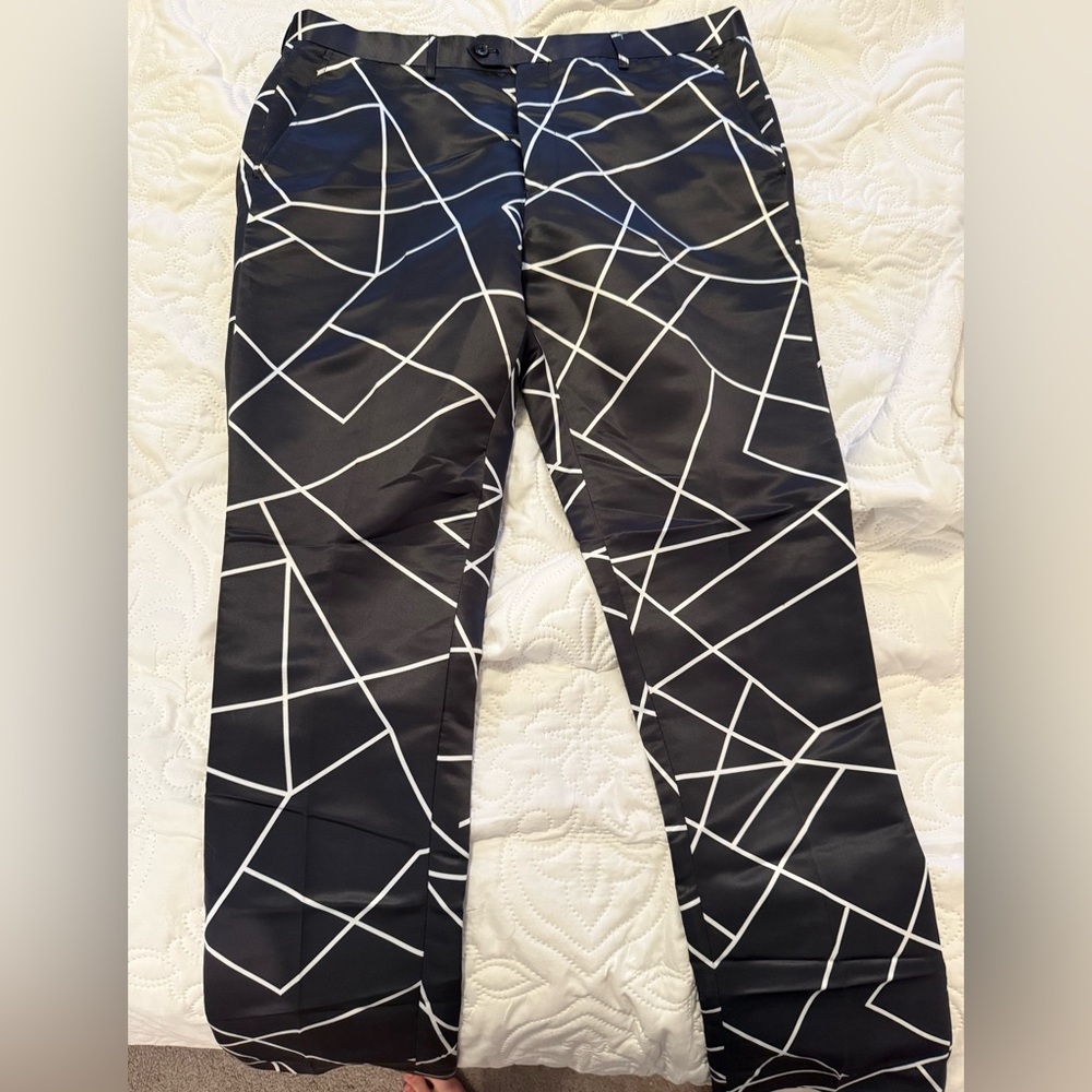 Stylish Black and White Geometric Men's Dress Pants